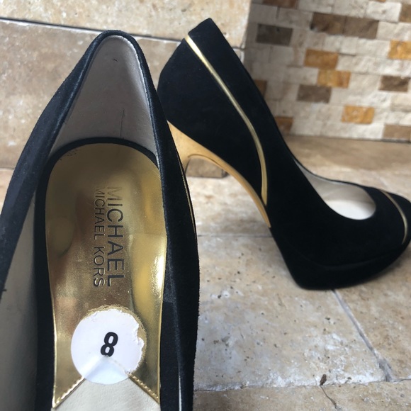 Michael Kors Pumps - Picture 3 of 4